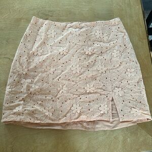 Peach flower embroidered skirt